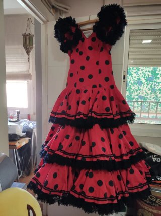 Vestido de gitana rojo y negro