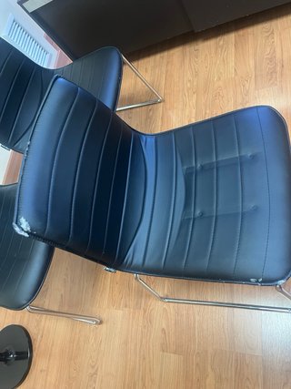 3 Sillas de Reunión Piel Negra offiprix