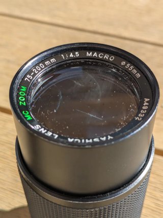 Yashica 75-200mm f/4.5 Macro
