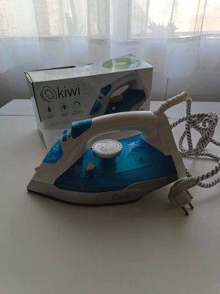 Plancha de vapor Kiwi KSI6320 2200W