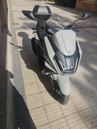 Kymco sky Town 125cc Gris.