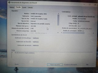 Portátil Toshiba Rojo