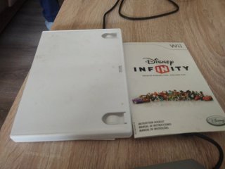 Disney Infinity Wii + Figuras y Tarjetas