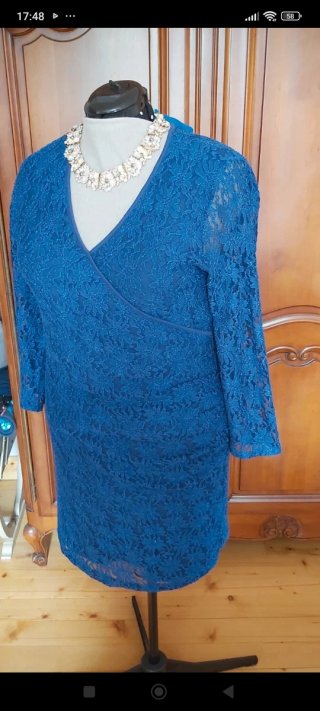 Vestido de encaje azul