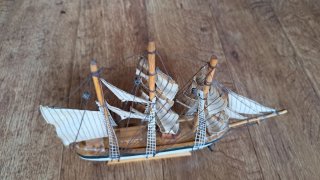 Maqueta velero clásico decorativo 30x25