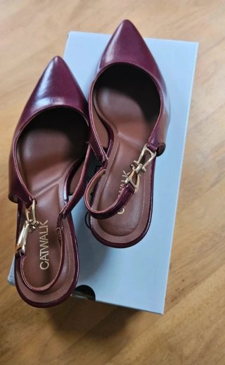 Zapatos Catwalk granates tacón bajo talla 39