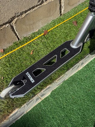 Scooter Freestyle Striker Lux Plateado