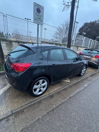 Opel Astra 2012