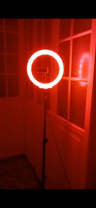 Aro de Luz RGB con Trípode Alto