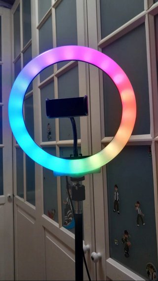 Aro de Luz RGB con Trípode Alto