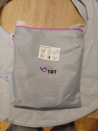 Kit de babero de manga larga y bandeja