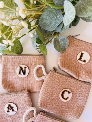 Monederos de yute personalizados con iniciales