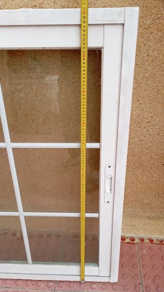 PRECIO A CONVENIR Ventana corredera aluminio blan