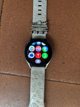 Smartwatch Blanco con Cargador y Bisel