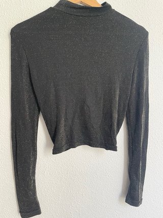 Blusa fiesta cropped dorada y negra