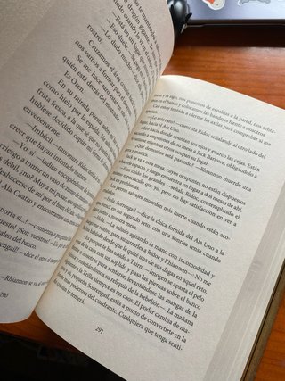 Alas de sangre (Empíreo 1)