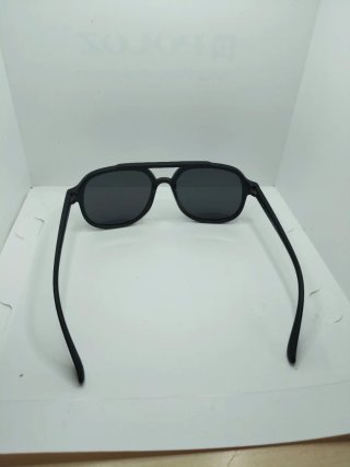 Gafas de sol polarizadas negras