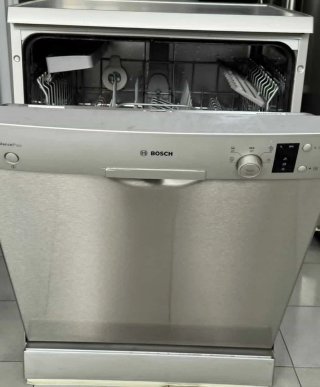 LAVAVAJILLAS MARCA BOSCH EN INOX SILENCEPLUS