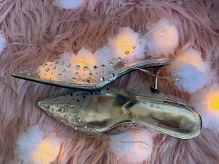 Sandalias Mango transparentes con pedrería