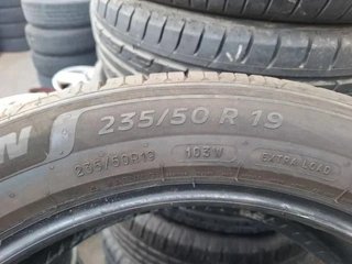 235 50 R19 103W Michelin - 1 neumático km.0