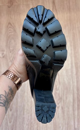 Botas de tacón negras con plataforma