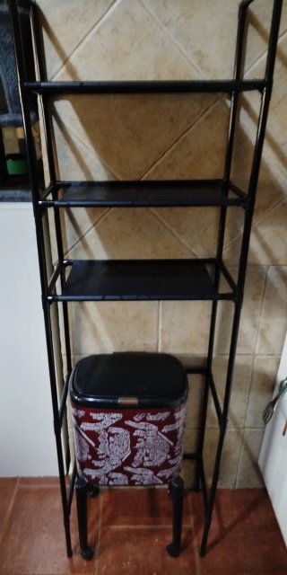 Estantería Metálica Negra Baño