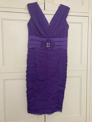Vestido morado fiesta y ocasiones especiales