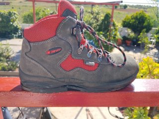Botas Chiruca Hiking Talla 39 Gris/Rojo