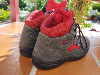 Botas Chiruca Hiking Talla 39 Gris/Rojo