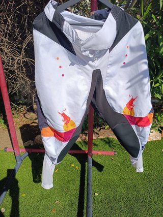 Conjunto para Motocross THOR Red Bull