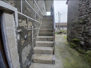 Casa de piedra a reformar mucho potencial