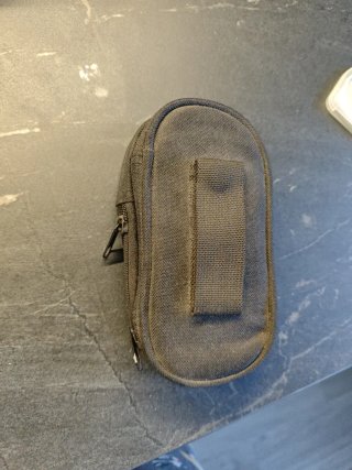 Funda PSP con compartimentos para juegos