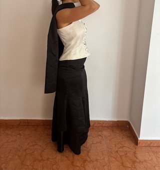 Traje de fiesta blanco y negro