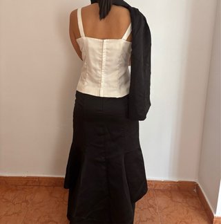 Traje de fiesta blanco y negro