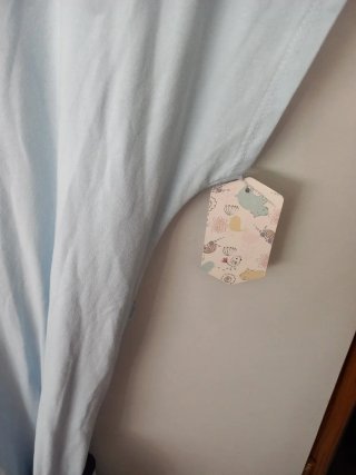 Vestido azul con riñonera a juego