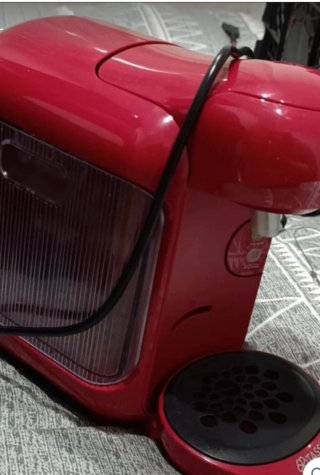 Cafetera Tassimo Compact One Bosch Roja