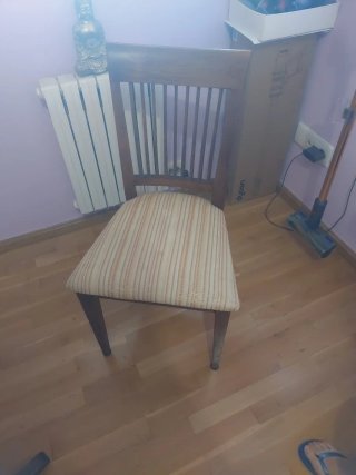 Silla de comedor madera y tela beige