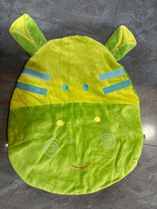 Alfombra infantil de peluche verde