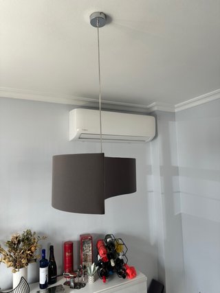 Aparador y mesa extensible con 6 sillas comedor