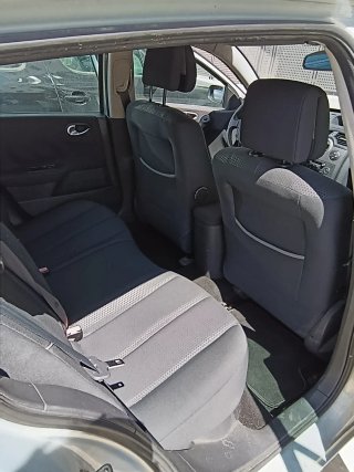 RENAULT MEGANE FULL EXTRAS. SOLO 161000 KMS