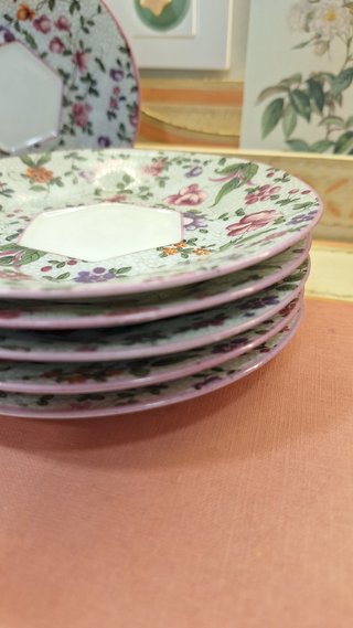 Plato Limoges hexagonal flores rosa y blanco