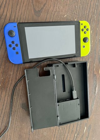 Nintendo Switch Azul y Amarillo