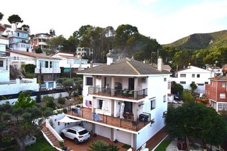 Chalet en venta en Montmar en Castelldefels