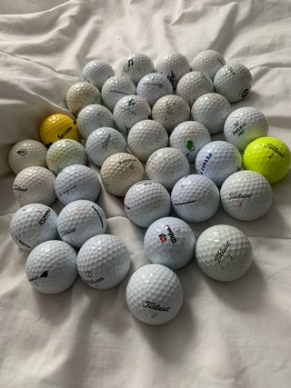 Bolas de golf variadas (Titleist, Srixon, etc.)
