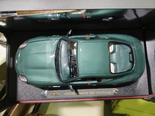 Aston Martin DB7 Vantage 1999 Verde