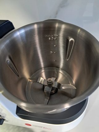 Robot da cucina Monsieur Cuisine Plus Silvercrest in argento