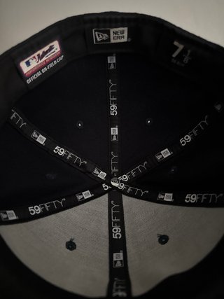 Gorra new era atlanta  talla 7 1/8 56,8 cm