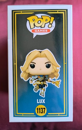 Funko Pop! League of Legends Lux #1137 Nuova