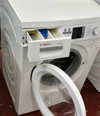 LAVADORA DE CARGA FRONTAL MARCA BOSCH DE 7 KILOS