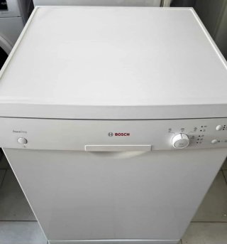 LAVAVAJILLAS MARCA BOSCH AquaStop